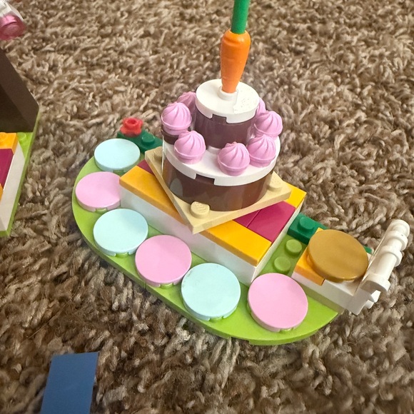LEGO Friends Birthday Party Set - Colorful - Picture 6 of 10